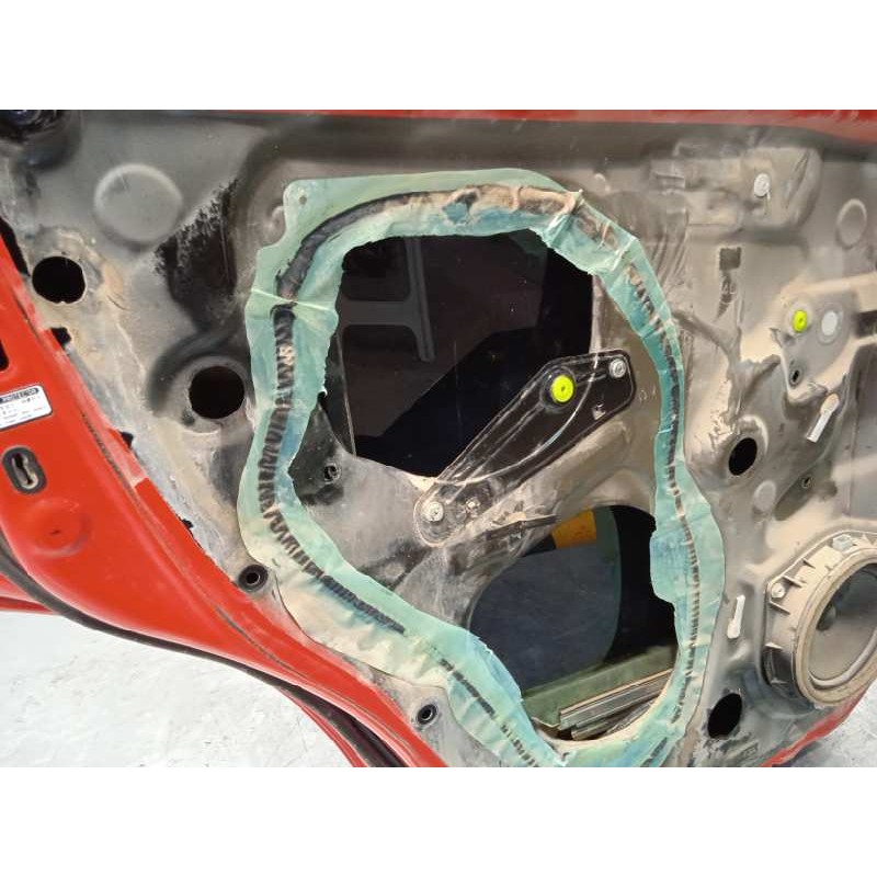 Recambio de puerta trasera izquierda para toyota land cruiser (j12) 3.0 turbodiesel referencia OEM IAM 6700460270  