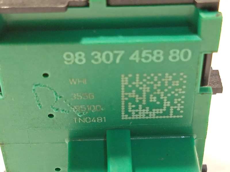 Recambio de interruptor para citroën c4 iii 1.2 referencia OEM IAM 9830745880  