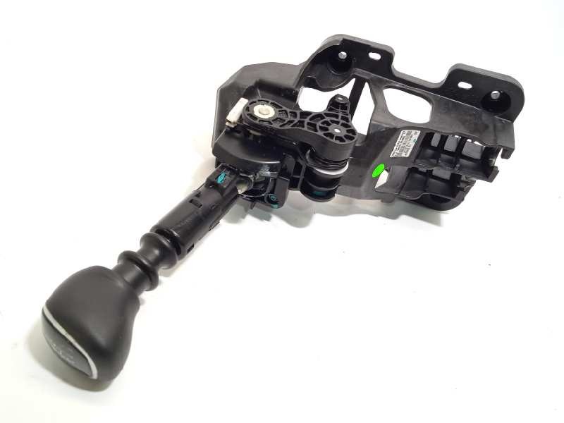 Recambio de palanca cambio para opel corsa f 1.2 referencia OEM IAM 9824161680  