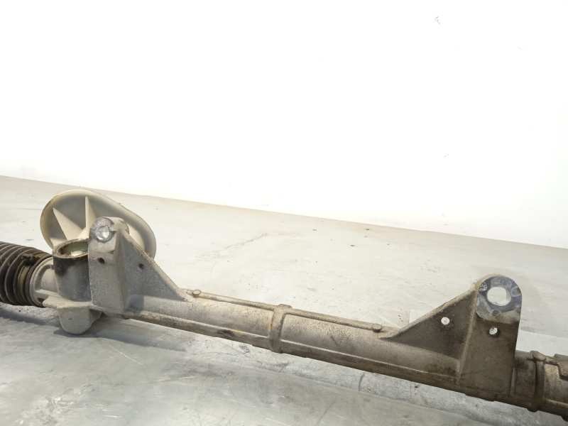 Recambio de cremallera direccion para renault clio iii exception referencia OEM IAM 8200357928  8200357928A