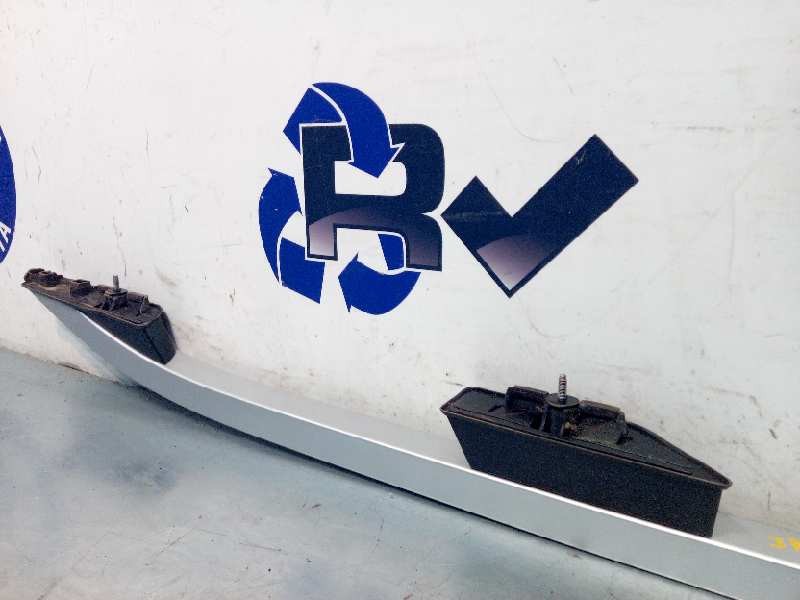 Recambio de portaequipajes para subaru forester executive referencia OEM IAM 91151SG020  