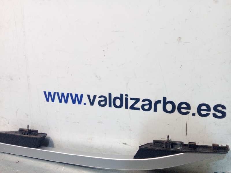 Recambio de portaequipajes para subaru forester executive referencia OEM IAM 91151SG030  