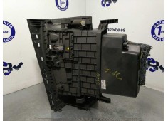 Recambio de guantera para renault fluence 1.5 dci diesel fap referencia OEM IAM 681087915R 682521285R 685003946R 2