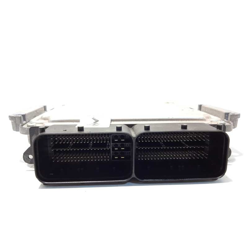 Recambio de centralita motor uce para land rover evoque hse referencia OEM IAM HX7312C520FFB  0281033584