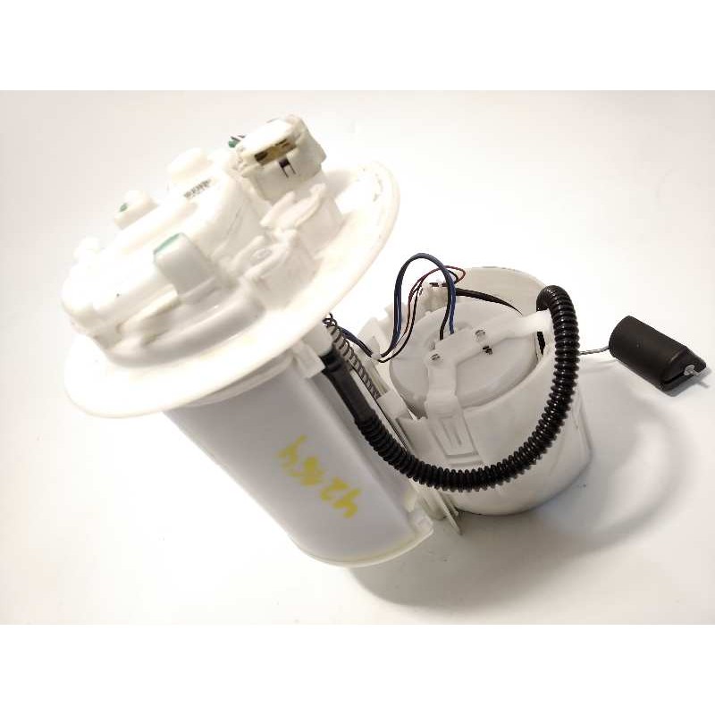 Recambio de bomba combustible para toyota avensis 1.8 16v cat referencia OEM IAM 7702005140  6F6C332