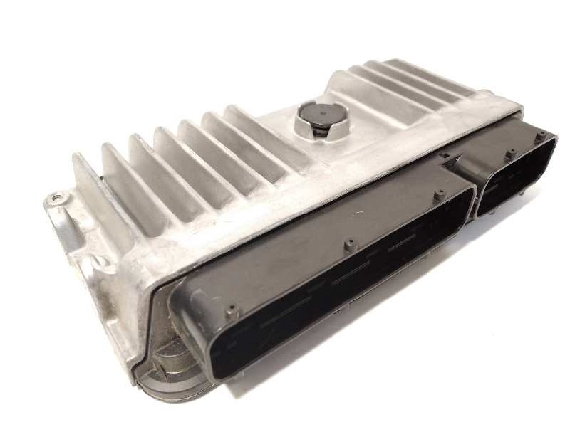 Recambio de centralita motor uce para toyota avensis 1.8 16v cat referencia OEM IAM 8966105F40 MB2762000560 2762000560