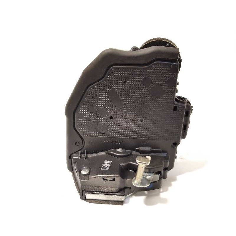 Recambio de cerradura puerta trasera derecha para toyota avensis 1.8 16v cat referencia OEM IAM 6905005051  