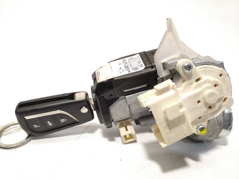 Recambio de conmutador de arranque para toyota avensis 1.8 16v cat referencia OEM IAM 8978305030  4502002231