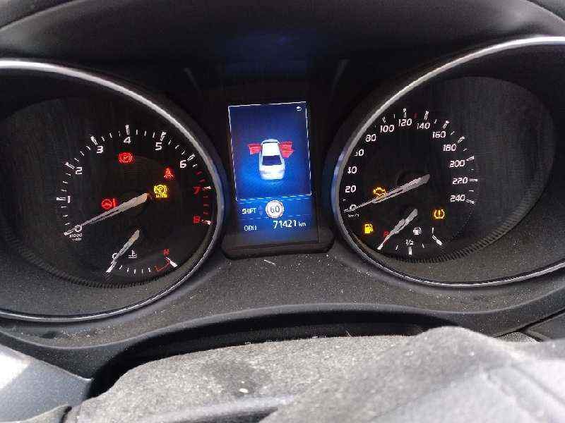 Recambio de cuadro instrumentos para toyota avensis 1.8 16v cat referencia OEM IAM 8380005V62  
