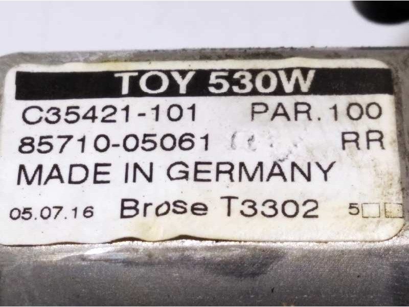 Recambio de elevalunas trasero derecho para toyota avensis 1.8 16v cat referencia OEM IAM 8571005061 6983005131 C35421101