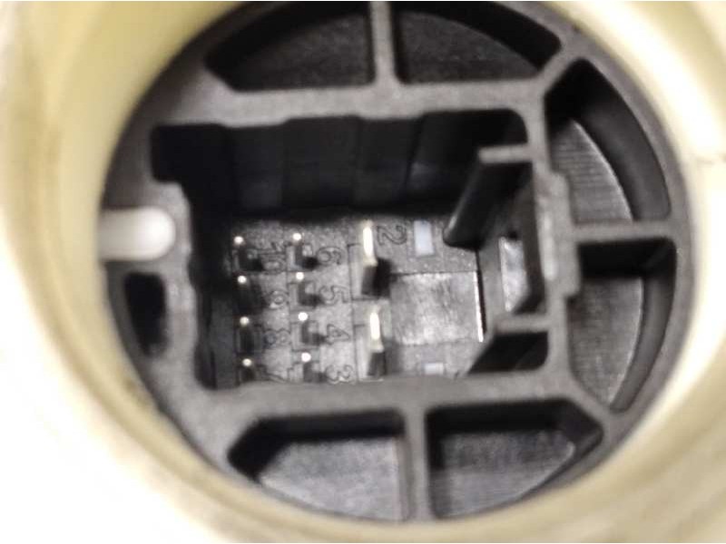 Recambio de elevalunas trasero izquierdo para toyota avensis 1.8 16v cat referencia OEM IAM 8572005061 6984005131 C35420101