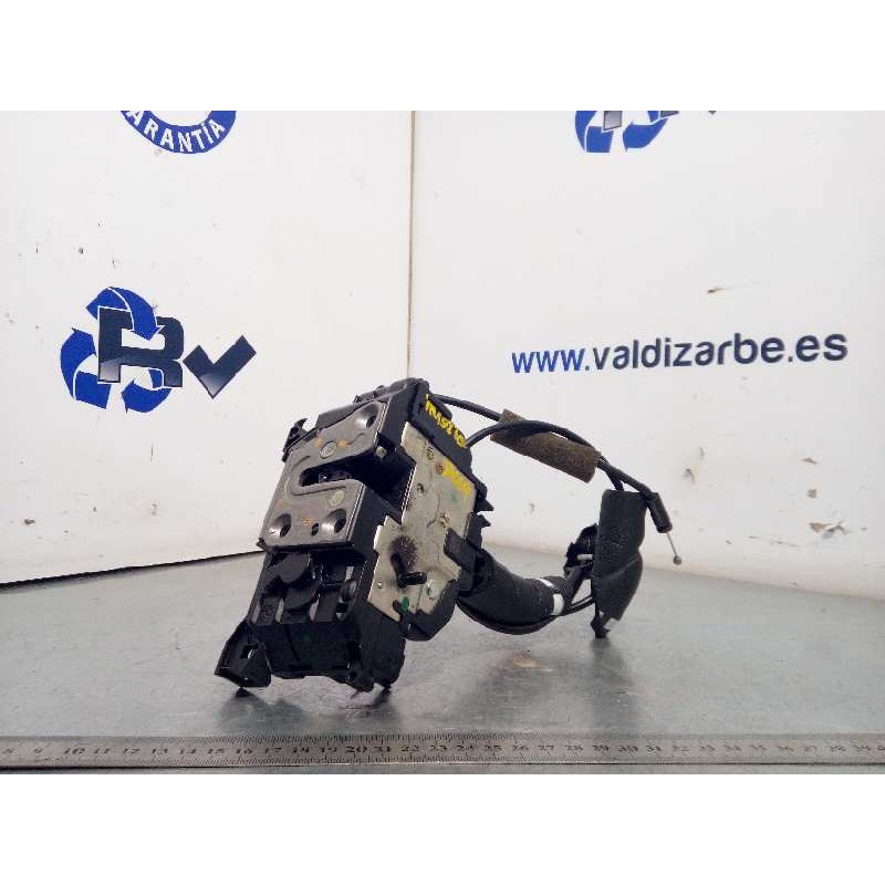 Recambio de cerradura puerta trasera izquierda para renault scenic iii grand bose edition referencia OEM IAM 825030004R  