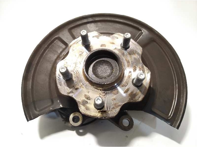 Recambio de mangueta trasera izquierda para toyota avensis 1.8 16v cat referencia OEM IAM 4230505141  