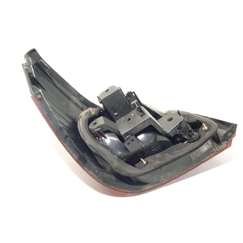 Recambio de piloto trasero derecho para bmw serie 5 berlina (e60) 2.5 cat referencia OEM IAM 6910768  63217165738