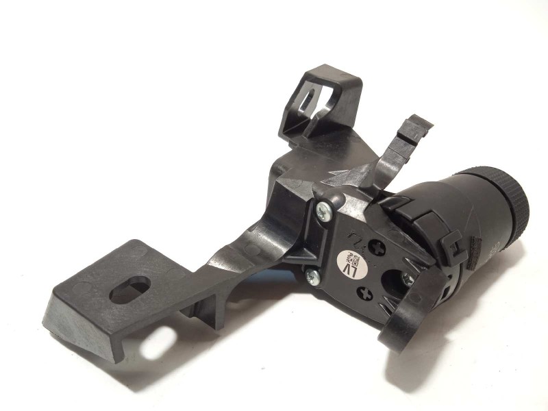 Recambio de interruptor para lexus es 300h referencia OEM IAM 8497033100  