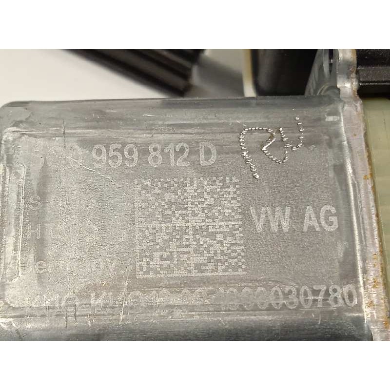 Recambio de elevalunas trasero derecho para seat ibiza (kj1) fr referencia OEM IAM 6F0839462A  5Q0959812D