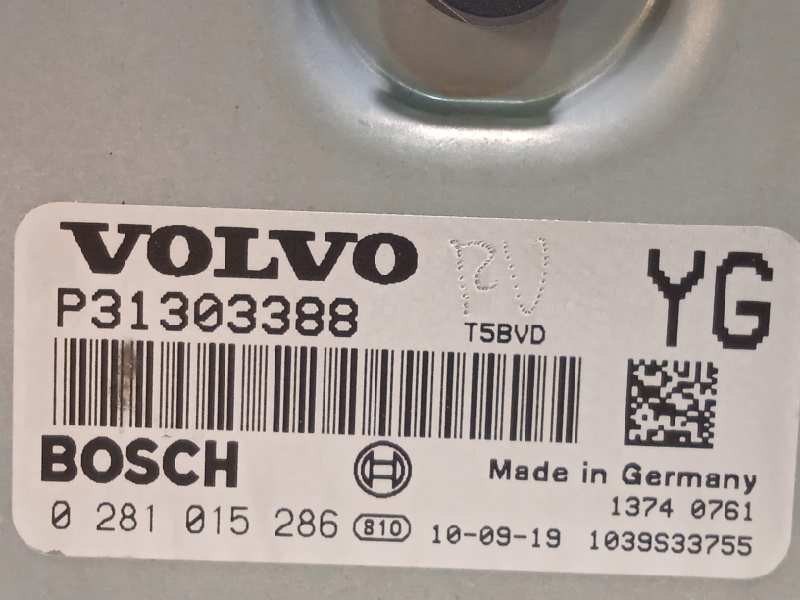 Recambio de centralita motor uce para volvo s60 lim. 2.0 diesel cat referencia OEM IAM P31303388  0281015286