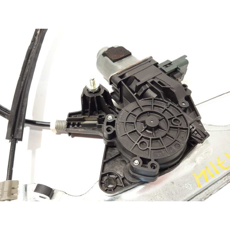 Recambio de elevalunas delantero derecho para renault megane iv grandtour 1.3 tce referencia OEM IAM 807206746R  402777D