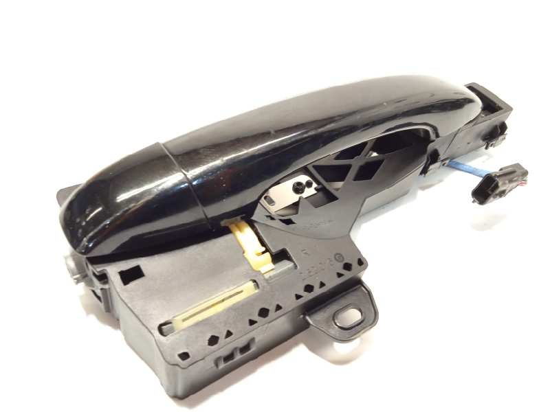 Recambio de maneta exterior delantera derecha para renault megane iv grandtour 1.3 tce referencia OEM IAM 806067663R  