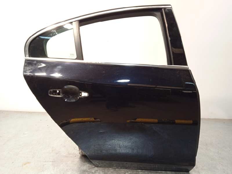 Recambio de puerta trasera derecha para volvo s60 lim. 2.0 diesel cat referencia OEM IAM 32228975  