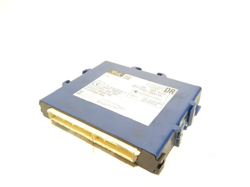 Recambio de modulo electronico para toyota prius (nhw30) referencia OEM IAM 8999047051  2325006652