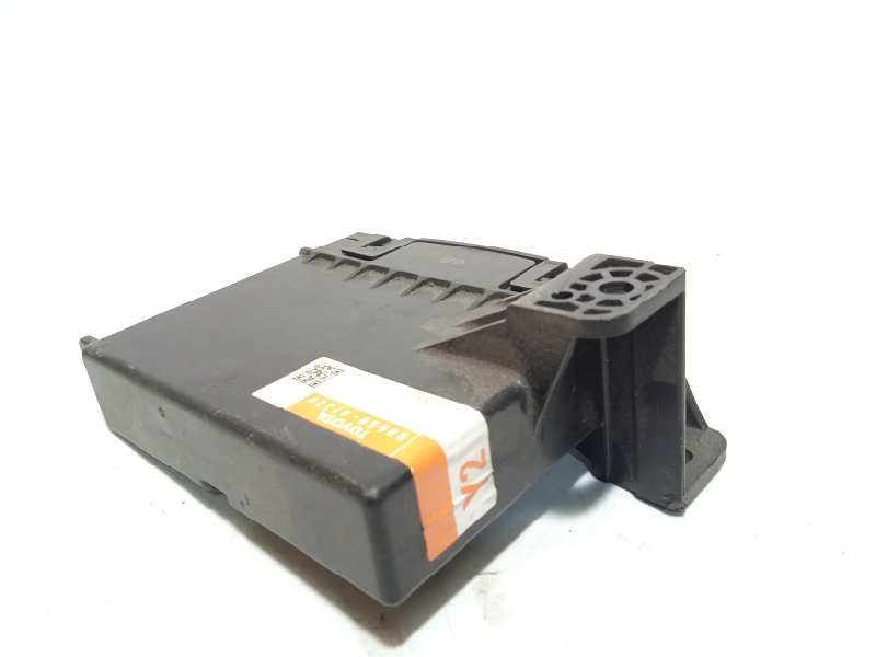 Recambio de modulo electronico para toyota prius (nhw30) referencia OEM IAM 8865047320  1778001632