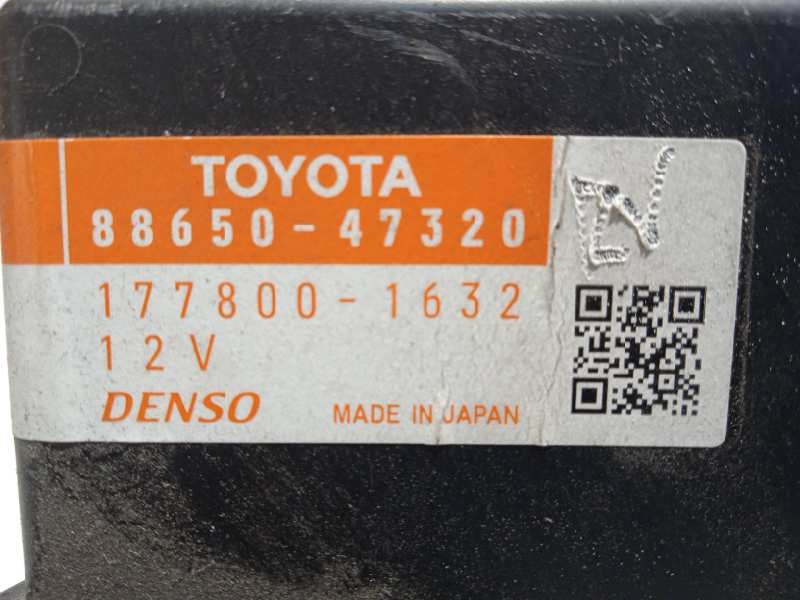 Recambio de modulo electronico para toyota prius (nhw30) referencia OEM IAM 8865047320  1778001632