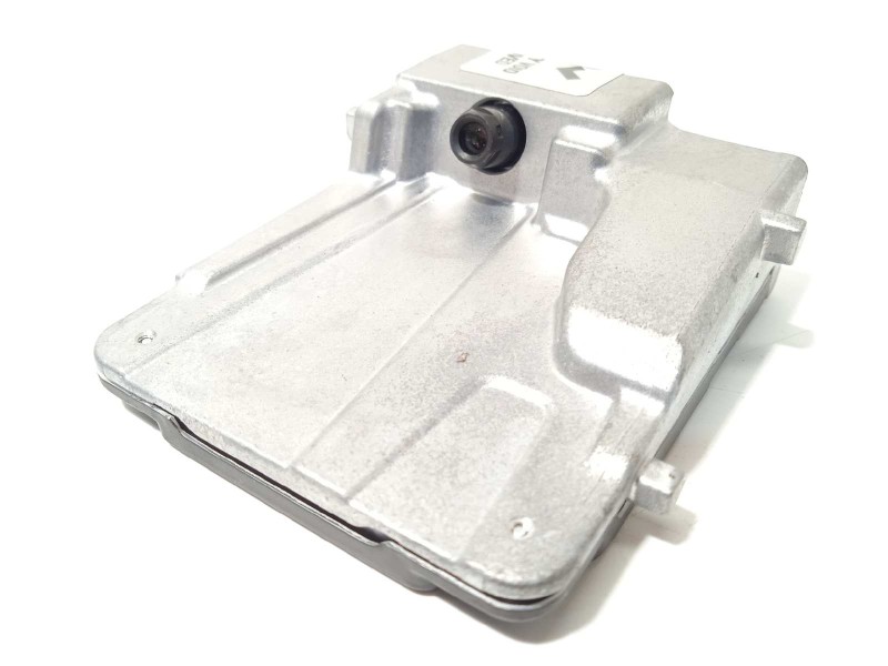 Recambio de modulo electronico para lexus es 300h referencia OEM IAM 8646C33030  