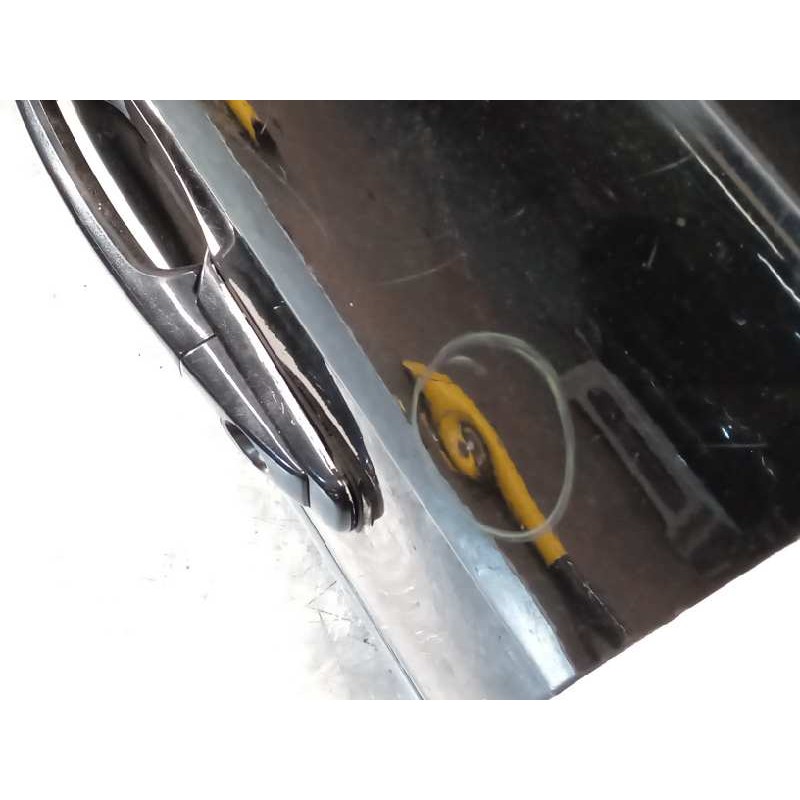 Recambio de puerta delantera izquierda para ssangyong rodius 2.7 turbodiesel cat referencia OEM IAM NOREF  