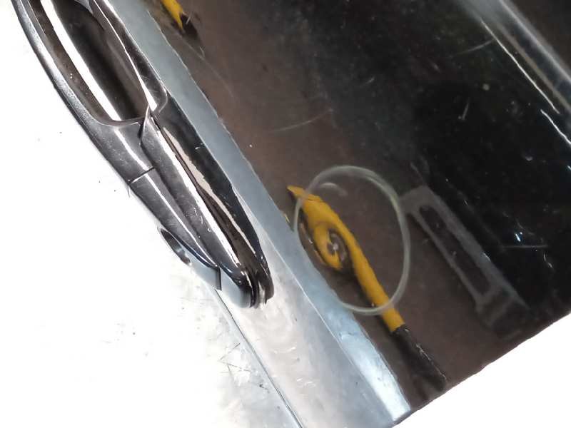 Recambio de puerta delantera izquierda para ssangyong rodius 2.7 turbodiesel cat referencia OEM IAM NOREF  