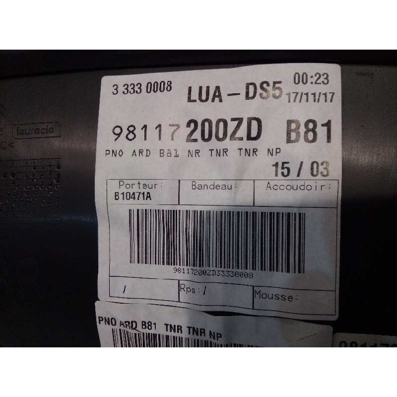 Recambio de guarnecido puerta trasera derecha para ds 5 style referencia OEM IAM 98117200ZD  