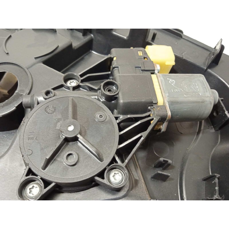 Recambio de elevalunas delantero izquierdo para ford fiesta (cb1) trend referencia OEM IAM 8A61A045H17AG  