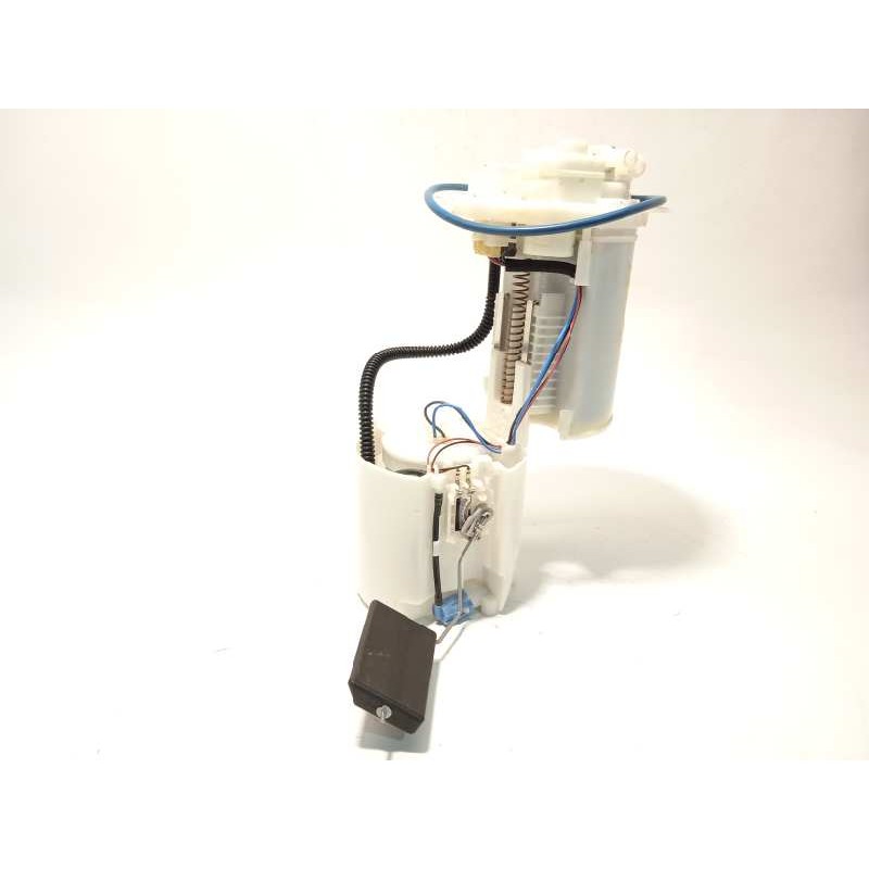 Recambio de bomba combustible para toyota auris hybrid active referencia OEM IAM 7702002501  