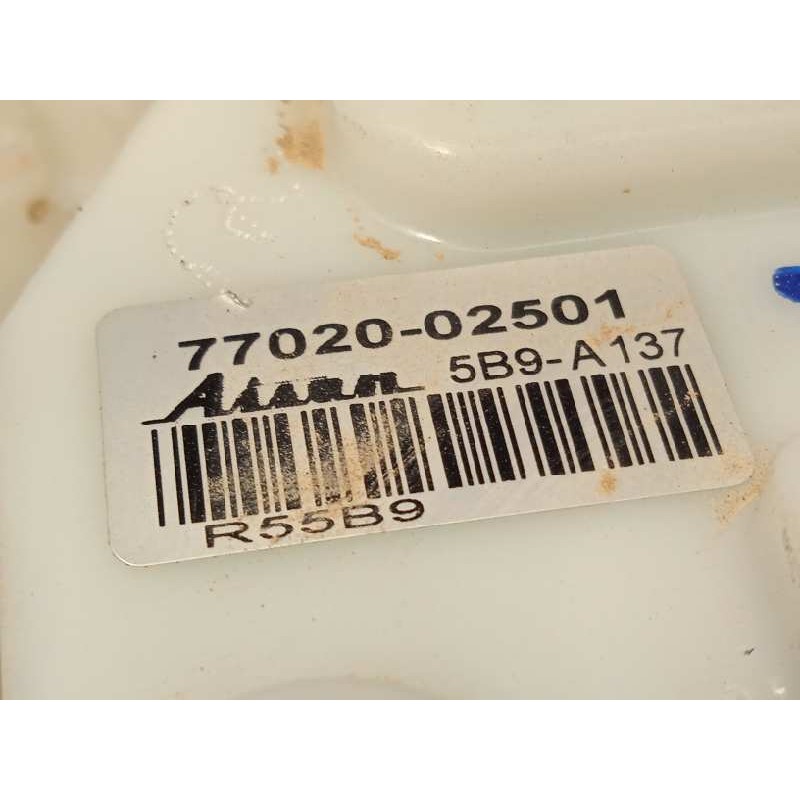 Recambio de bomba combustible para toyota auris hybrid active referencia OEM IAM 7702002501  