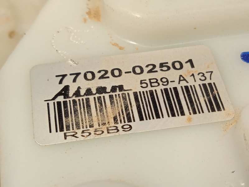 Recambio de bomba combustible para toyota auris hybrid active referencia OEM IAM 7702002501  