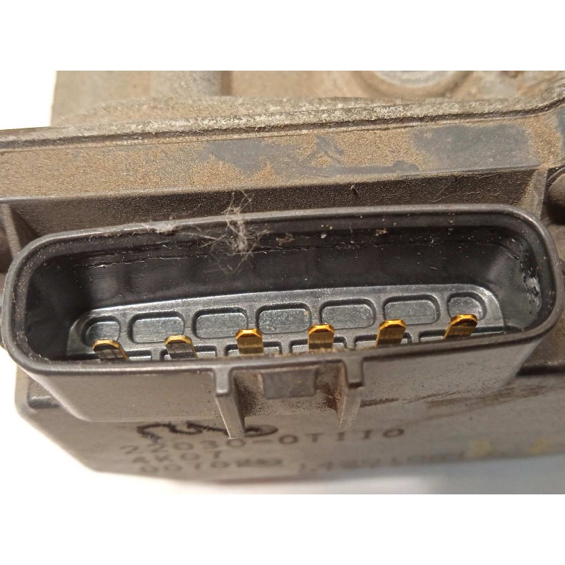 Recambio de caja mariposa para toyota auris 1.8 16v (híbrido) referencia OEM IAM 220300T110  