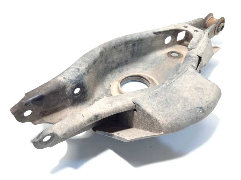 Recambio de brazo suspension inferior trasero derecho para toyota auris hybrid active referencia OEM IAM 4873005070  