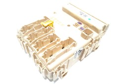 Recambio de caja reles / fusibles para toyota auris 1.8 16v (híbrido) referencia OEM IAM 8273012X80A  