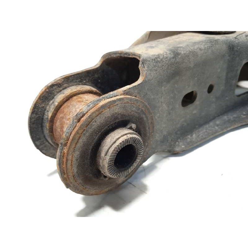 Recambio de brazo suspension inferior trasero izquierdo para toyota auris hybrid active referencia OEM IAM 4874005060  