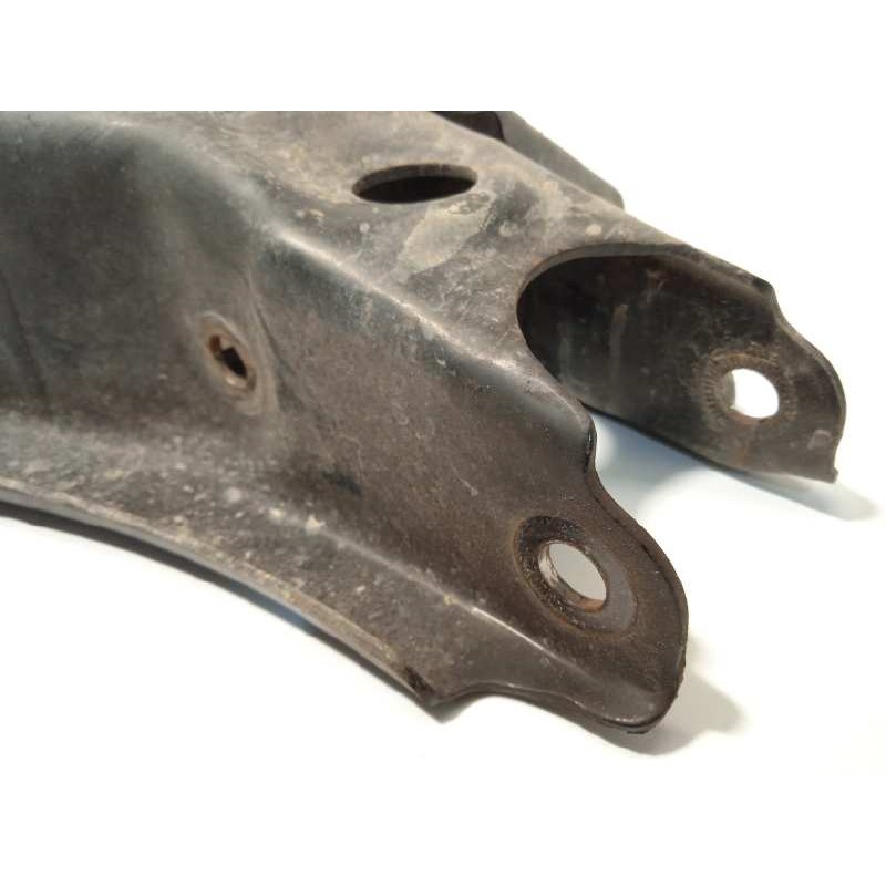 Recambio de brazo suspension inferior trasero izquierdo para toyota auris hybrid active referencia OEM IAM 4874005060  