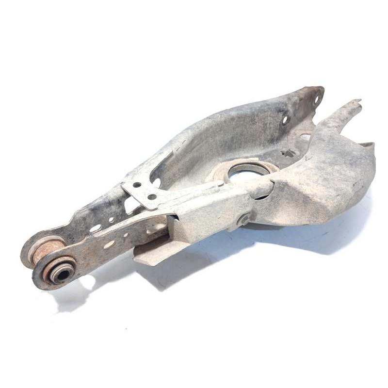 Recambio de brazo suspension inferior trasero izquierdo para toyota auris hybrid active referencia OEM IAM 4874005060  
