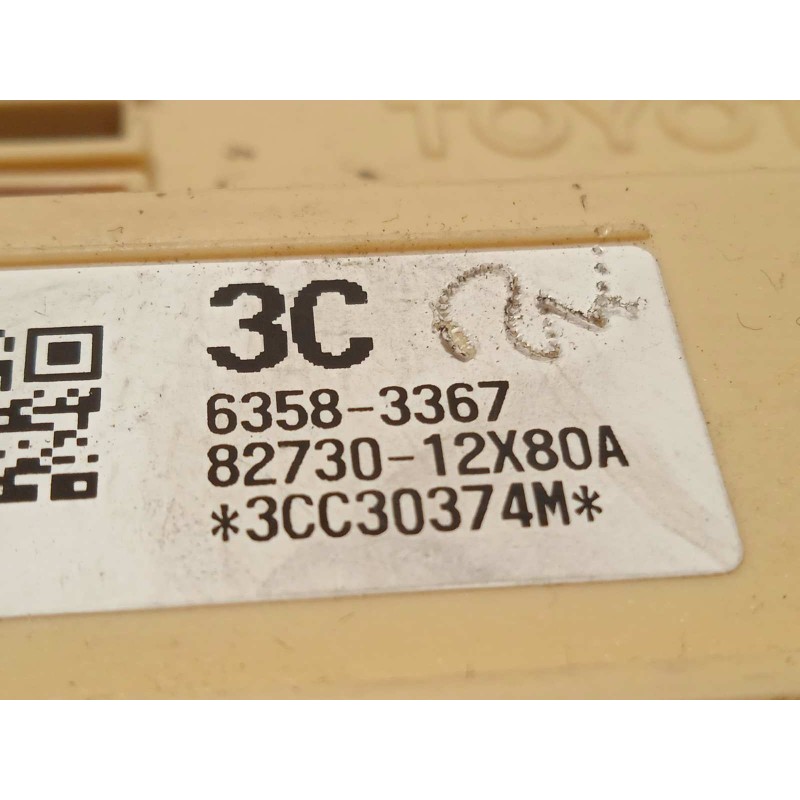 Recambio de caja reles / fusibles para toyota auris 1.8 16v (híbrido) referencia OEM IAM 8273012X80A  