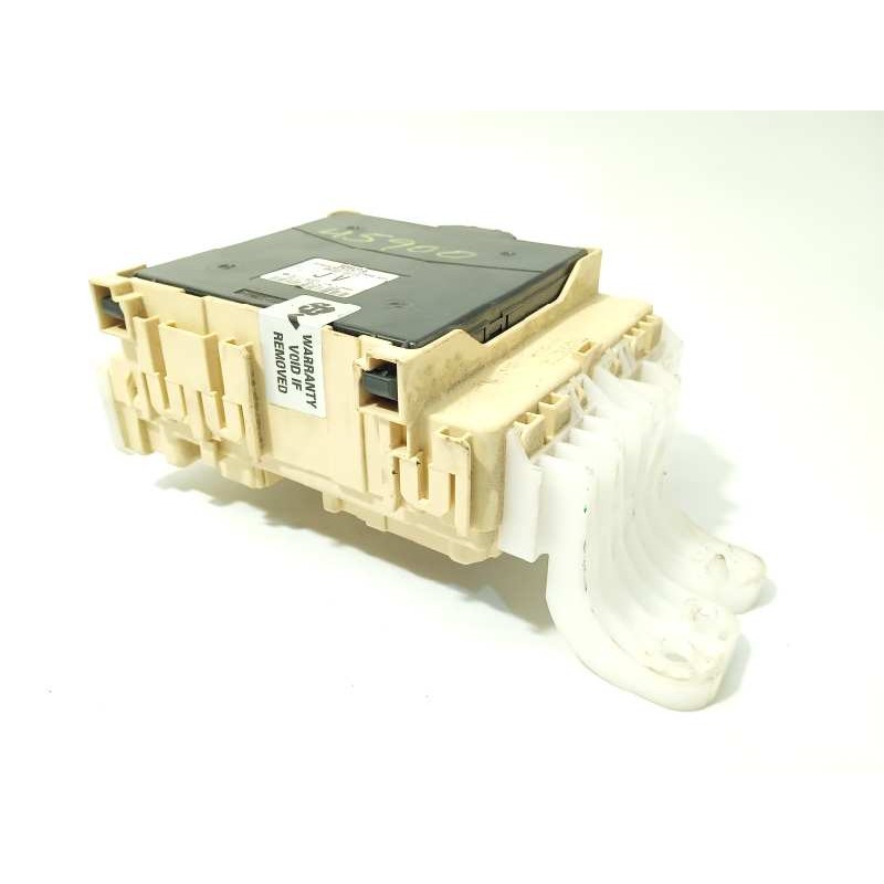 Recambio de caja reles / fusibles para toyota auris hybrid active referencia OEM IAM 63583366  50119221