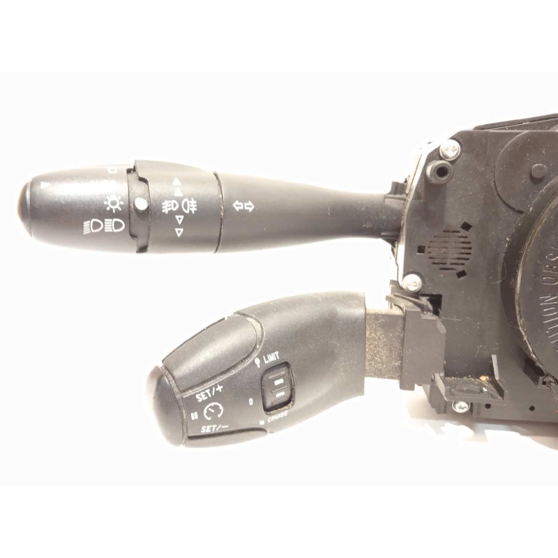 Recambio de mando intermitentes para peugeot 207 xs referencia OEM IAM 96630708XT  