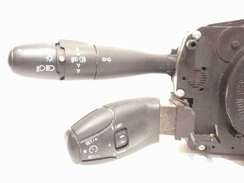 Recambio de mando intermitentes para peugeot 207 xs referencia OEM IAM 96630708XT  