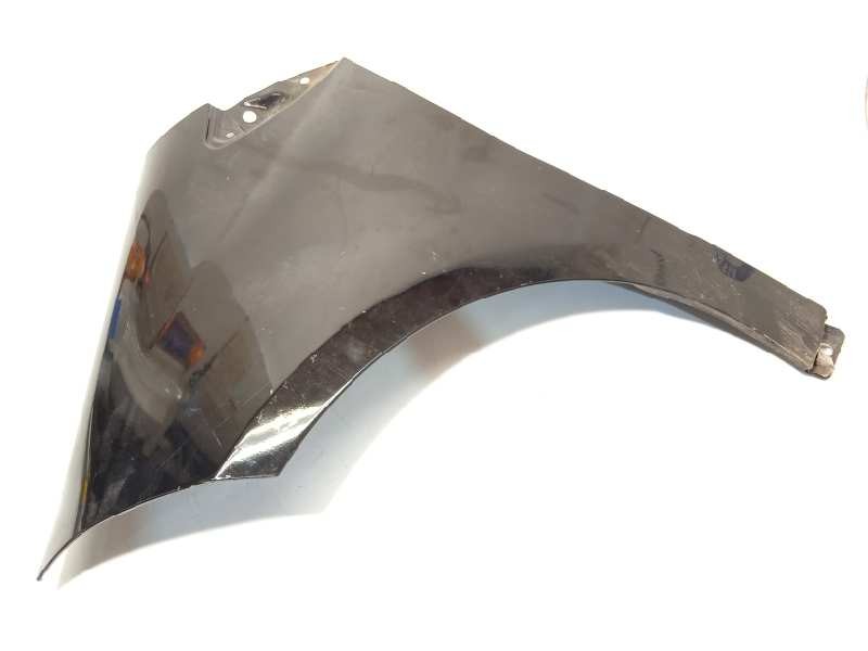 Recambio de aleta delantera izquierda para mercedes-benz clase a (w169) 1.5 cat referencia OEM IAM A1698810101  