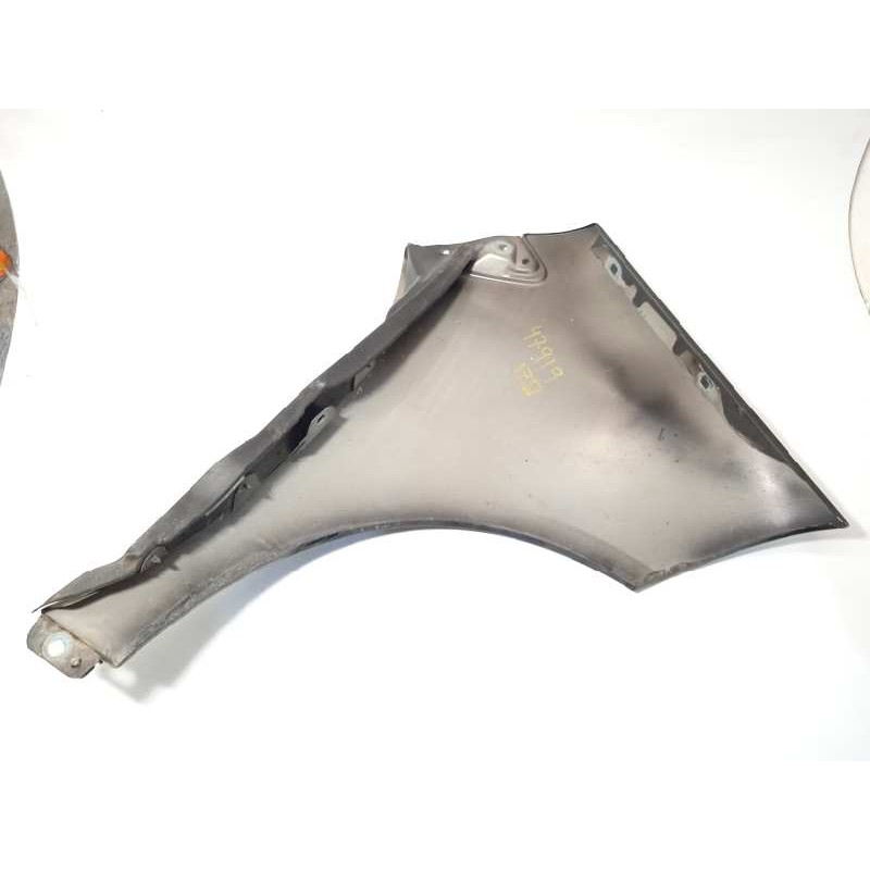 Recambio de aleta delantera izquierda para mercedes-benz clase a (w169) 1.5 cat referencia OEM IAM A1698810101  