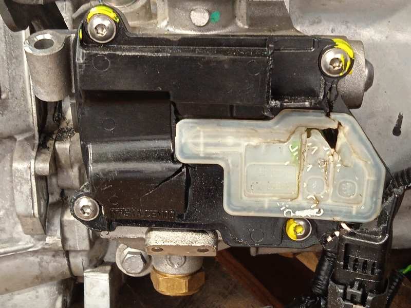 Recambio de caja cambios para peugeot 3008 1.6 blue-hdi fap referencia OEM IAM 20EA54  