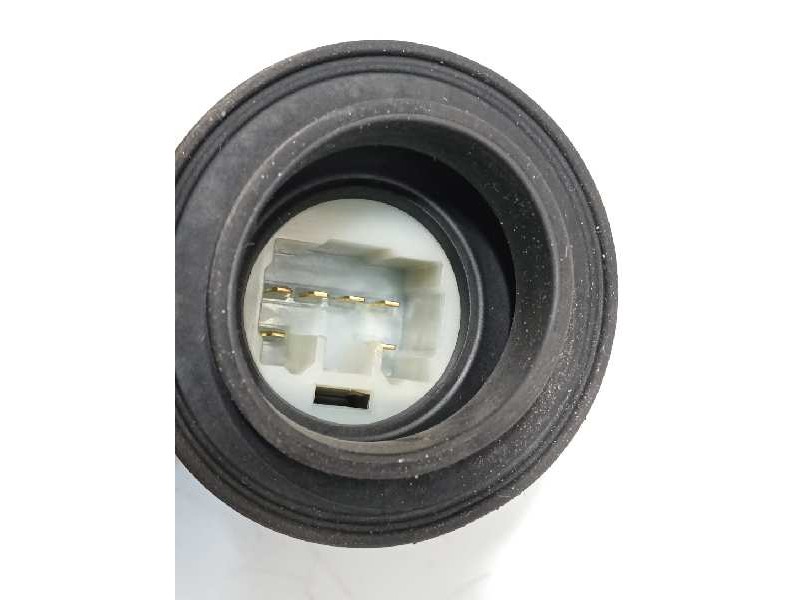 Recambio de elevalunas trasero derecho para toyota auris hybrid active referencia OEM IAM 857200D120  973581101