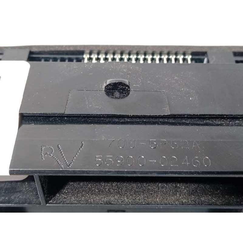 Recambio de mando climatizador para toyota auris hybrid active referencia OEM IAM 5590002460  5590002460B0